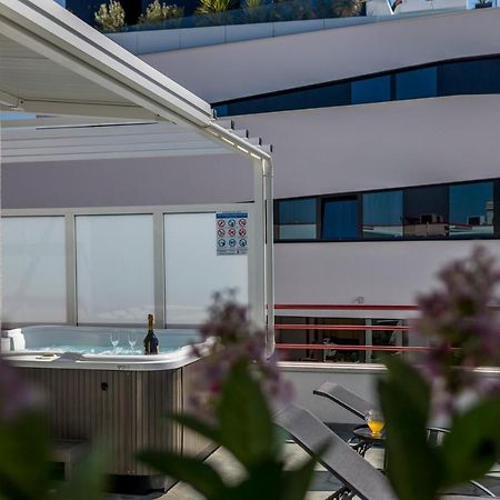 شقة Seaside Penthouse With Hot Tub Sky Living سبليت المظهر الخارجي الصورة