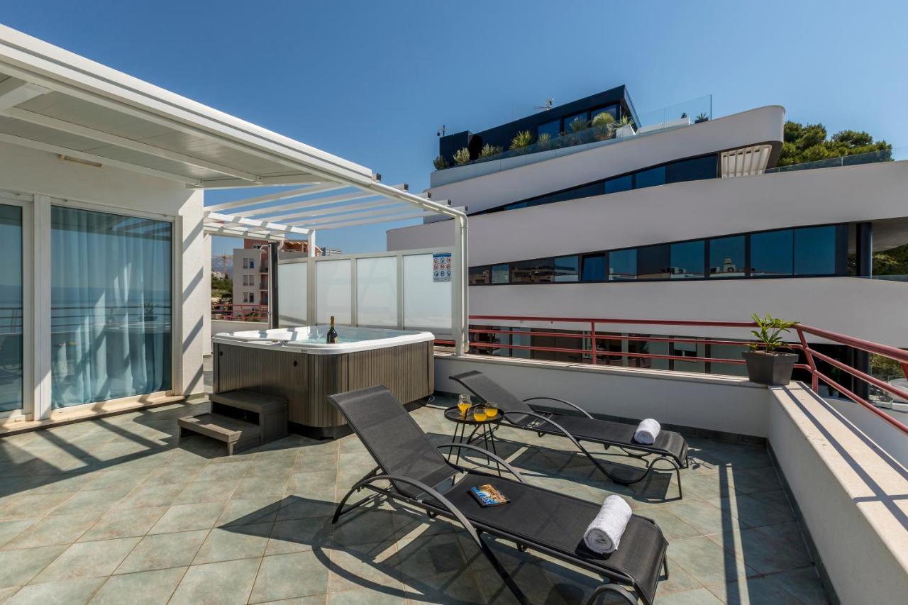 شقة Seaside Penthouse With Hot Tub Sky Living سبليت المظهر الخارجي الصورة