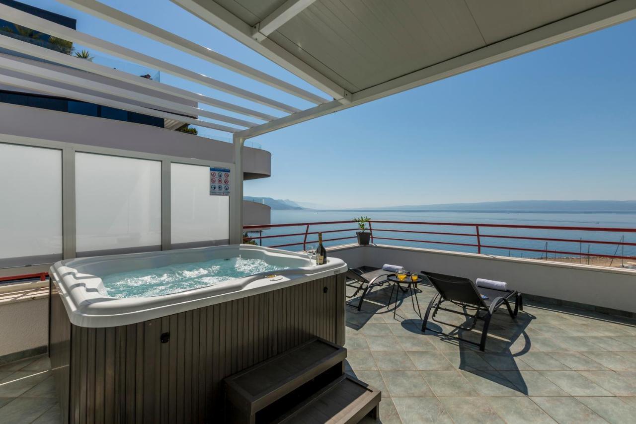 شقة Seaside Penthouse With Hot Tub Sky Living سبليت المظهر الخارجي الصورة