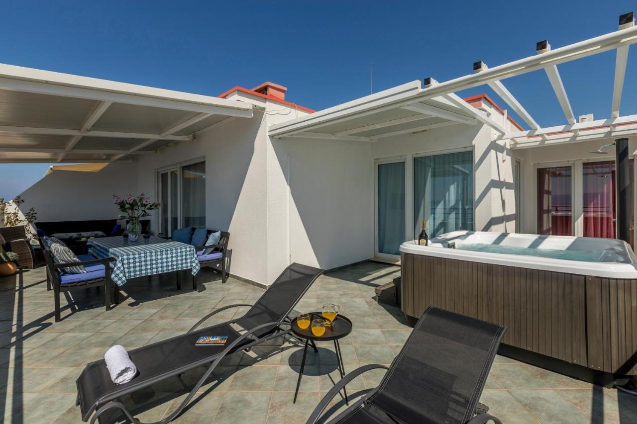 شقة Seaside Penthouse With Hot Tub Sky Living سبليت المظهر الخارجي الصورة