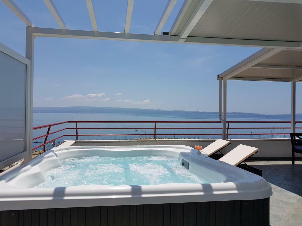شقة Seaside Penthouse With Hot Tub Sky Living سبليت المظهر الخارجي الصورة