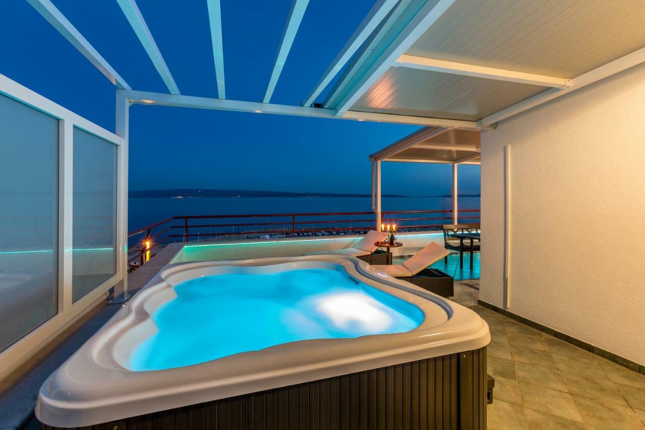 شقة Seaside Penthouse With Hot Tub Sky Living سبليت المظهر الخارجي الصورة